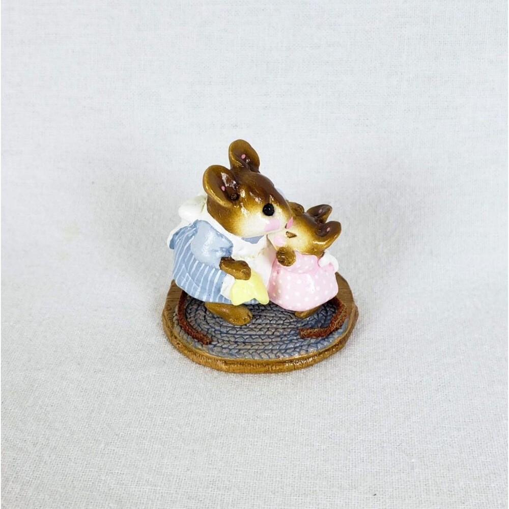 Wee Forest Folk Don't Cry M-149 Miniature Mice Retired (1987) Resin Blue Pink